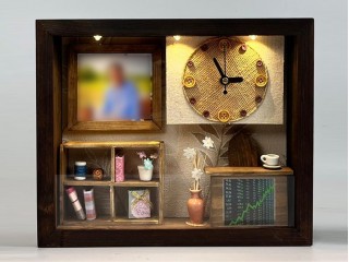 สั่งทำ นาฬิกาไม้ ของที่ระลึกให้ชาวต่างชาติ โยกย้าย ใส่ข้อความ และรูปได้  : Your office